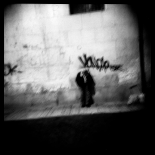 http://www.elcircodelamemoria.com/files/gimgs/th-61_Fm025_holga015_07.jpg